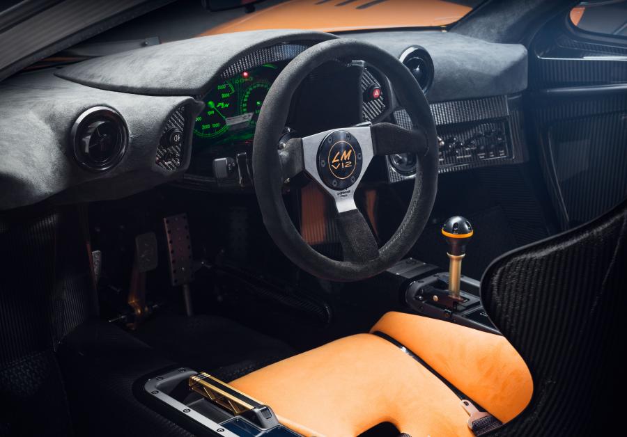  McLaren F1 LM 1995 года  (фото 10 из 26)